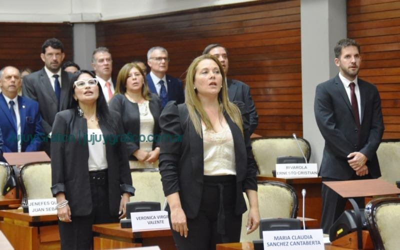 Carlos Sadir asumió como Gobernador de Jujuy 12