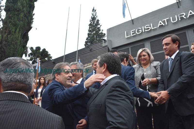 Carlos Sadir asumió como Gobernador de Jujuy 8 Carlos Sadir asumió como Gobernador de Jujuy 25