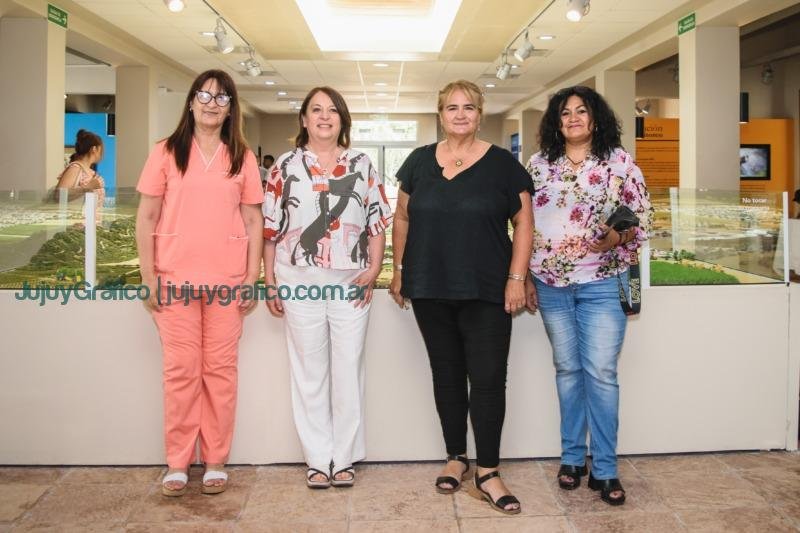 Inauguración de la Muestra Fotográfica Ledesma y la Comunidad. 115 años en Fotos 2 Inauguración de la Muestra Fotográfica Ledesma y la Comunidad. 115 años en Fotos 2