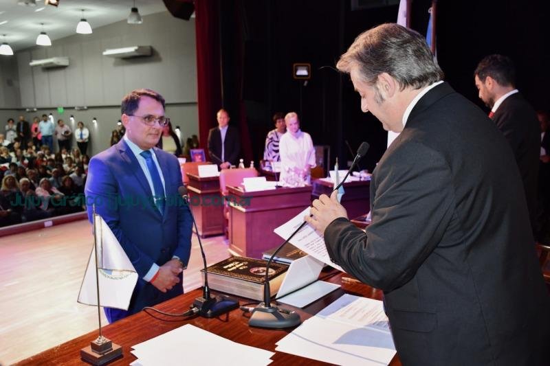 Renovación en el Concejo Deliberante de San Salvador de Jujuy Jura Lisandro Aguiar