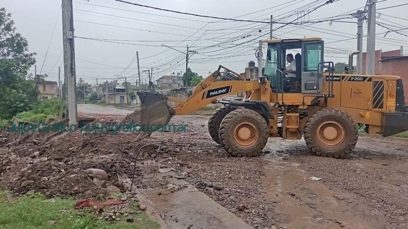 Acciones inmediatas del IVUJ: Intervención en El Milagro tras intensas lluvias en San Salvador de Jujuy 10 Acciones inmediatas del IVUJ, Intervención en El Milagro tras intensas lluvias en San Salvador de Jujuy 3