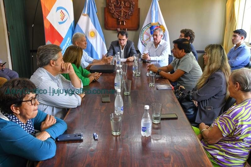 Diálogo Crucial, Buscando soluciones para el colapso del transporte público en San Salvador de Jujuy 1 Diálogo Crucial, Buscando soluciones para el colapso del transporte público en San Salvador de Jujuy 1