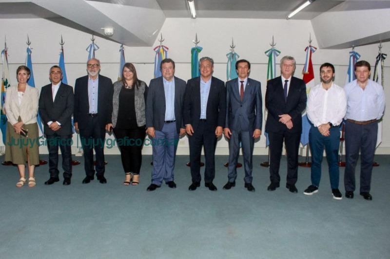 Gobernadores de OFEPHI defienden autonomía en Recursos Hidrocarburíferos y critican "Ley Ómnibus" 1 Gobernadores de OFEPHI defienden autonomía en Recursos Hidrocarburíferos y critican Ley Ómnibus 2