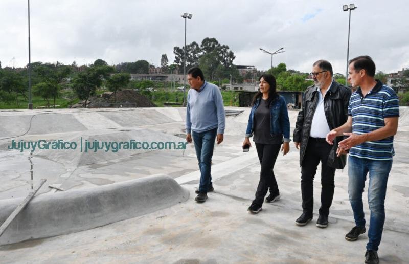 Nueva pista de skate en el Parque Belgrano de Alto Comedero 2 Nueva pista de skate en el Parque Belgrano de Alto Comedero 2