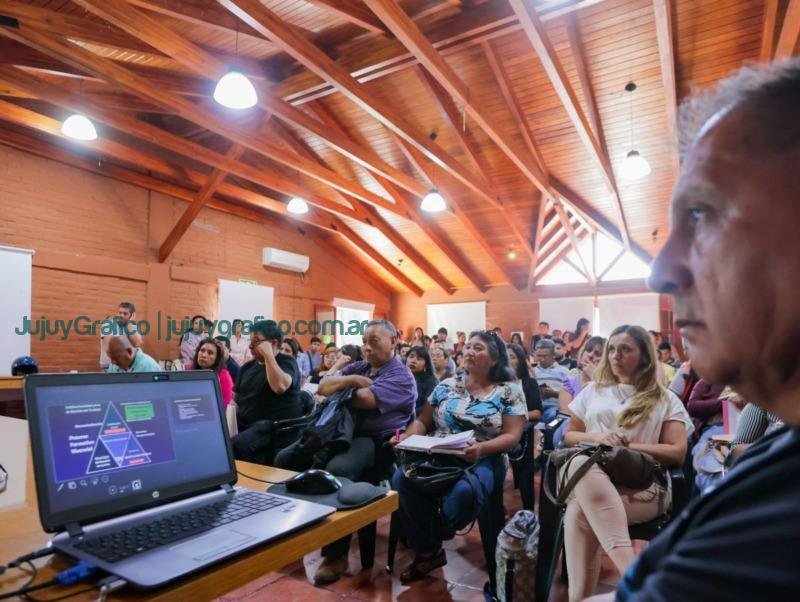 Tito Ramón Villagra Nuevo comienzo para la Formación de Gestores y Facilitadores en Economía Popular 1