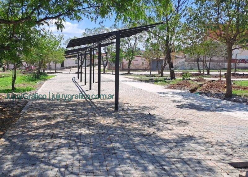 Obras en B° Tupac Amaru Parque Urbano, al 80% de avance 3