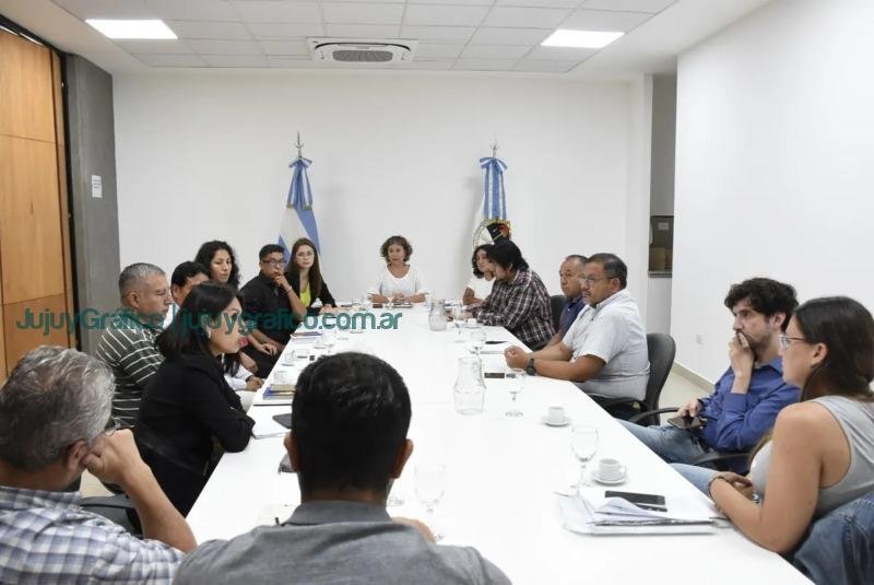 Acción integral para mejorar conectividad en escuelas de Jujuy 2 Acción integral para mejorar conectividad en escuelas de Jujuy