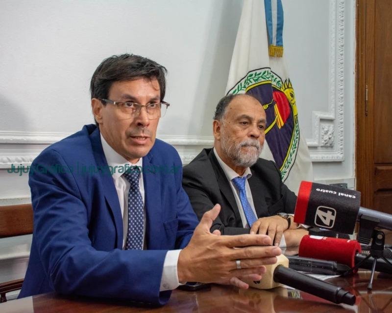 Carlos Sadir anunció un aumento salarial del 30% en Jujuy a estatales 1 Carlos Sadir anunció un aumento salarial del 30% en Jujuy a estatales