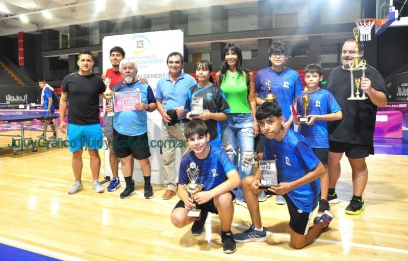 Éxito rotundo en la 5ª fecha del Circuito Provincial de Tenis de Mesa 1