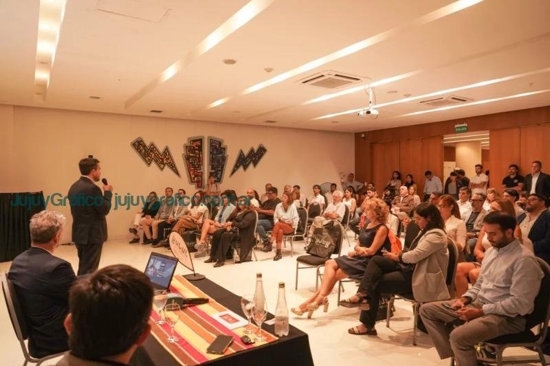 Jujuy reveló en Tucumán y Salta el Tren Solar de la Quebrada 2 Jujuy reveló en Tucumán y Salta el Tren Solar de la Quebrada 2