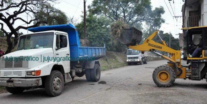 Intendente Jorge insta a la comunidad a prevenir el dengue con limpieza pública 4 Intendente Jorge insta a la comunidad a prevenir el dengue con limpieza pública 4