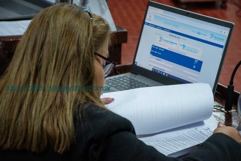 Suspensión de la Fórmula Polinómica para el aumento del del colectivo en San Salvador de Jujuy 2 Suspensión de la Fórmula Polinómica para el aumento del del colectivo en San Salvador de Jujuy 2