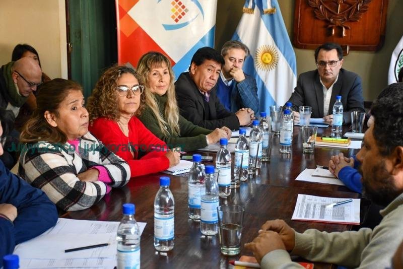 Avances en el Plan de Regularización de Viviendas del IVUJ en San Salvador de Jujuy 9 Avances en el Plan de Regularización de Viviendas del IVUJ en San Salvador de Jujuy 4
