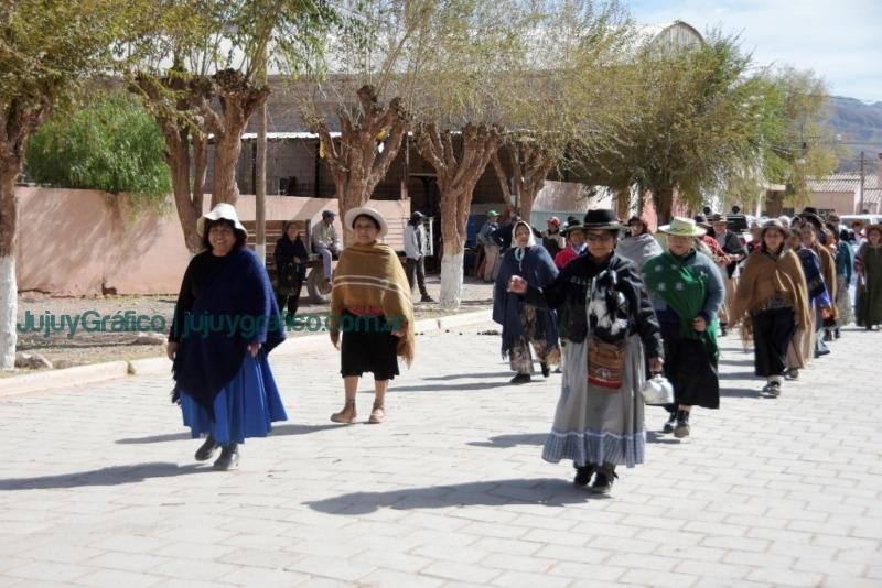 Celebración del Día de la Mujer Jujeña de la Independencia en Huacalera 13