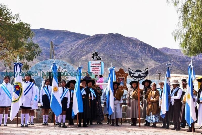 Celebración del Día de la Mujer Jujeña de la Independencia en Huacalera 17
