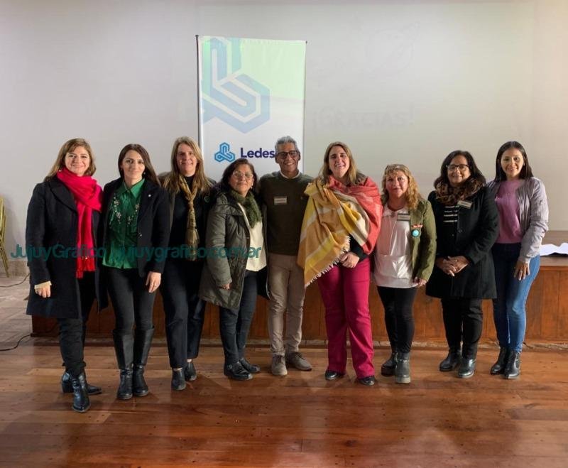 Ledesma dictó Taller de Creatividad para directivos de Región V en Libertador 7 Ledesma dictó Taller de Creatividad para directivos de Región V en Libertador 2