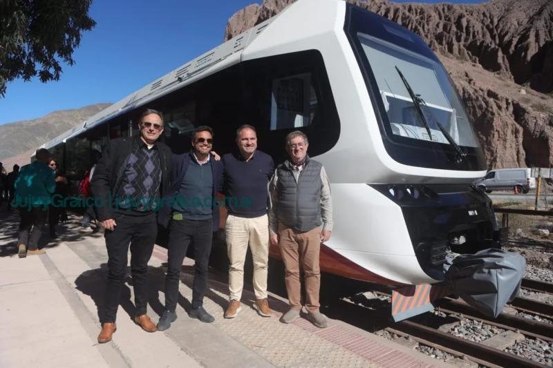 Primer viaje del Tren Turístico de la Quebrada en Jujuy 1 Primer viaje del Tren Turístico de la Quebrada en Jujuy 1