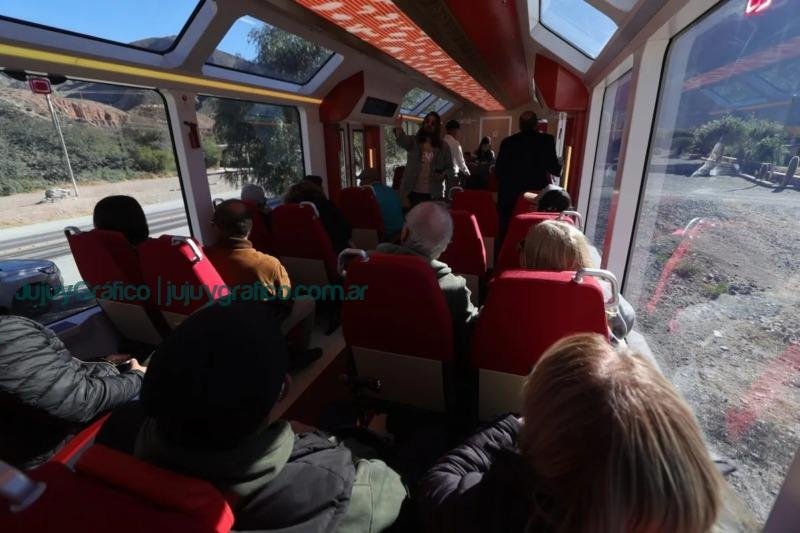 Primer viaje del Tren Turístico de la Quebrada en Jujuy 2 Primer viaje del Tren Turístico de la Quebrada en Jujuy 2