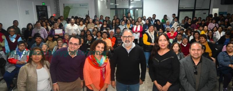 San Salvador de Jujuy celebró el Día del Vecino con reconocimientos y nuevos convenios 1 San Salvador de Jujuy celebró el Día del Vecino con reconocimientos y nuevos convenios 2