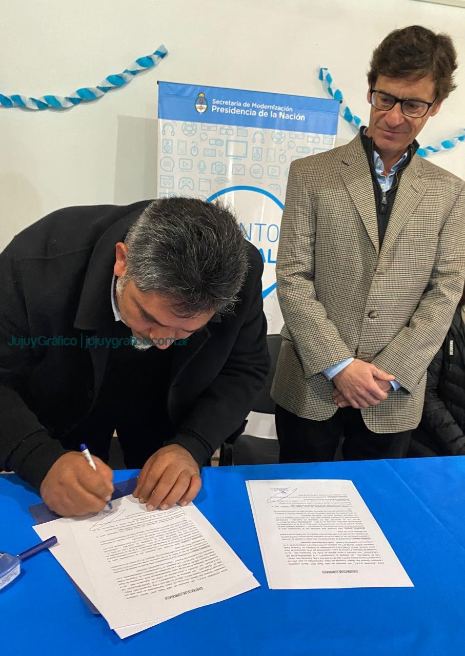 Ledesma renueva convenio para brindar Cursos Digitales a la comunidad de Calilegua 2