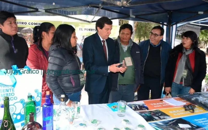 SUSTENTUR Foro Internacional de Desarrollo Sostenible en Jujuy 3 SOSTENTUR: Foro Internacional de Desarrollo Sostenible en Jujuy