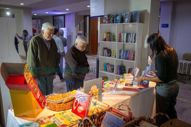 Balance positivo tras la realización de la 1° Feria del Libro Jujuy sede Yungas 8 Balance positivo tras la realización de la 1° Feria del Libro Jujuy sede Yungas 8