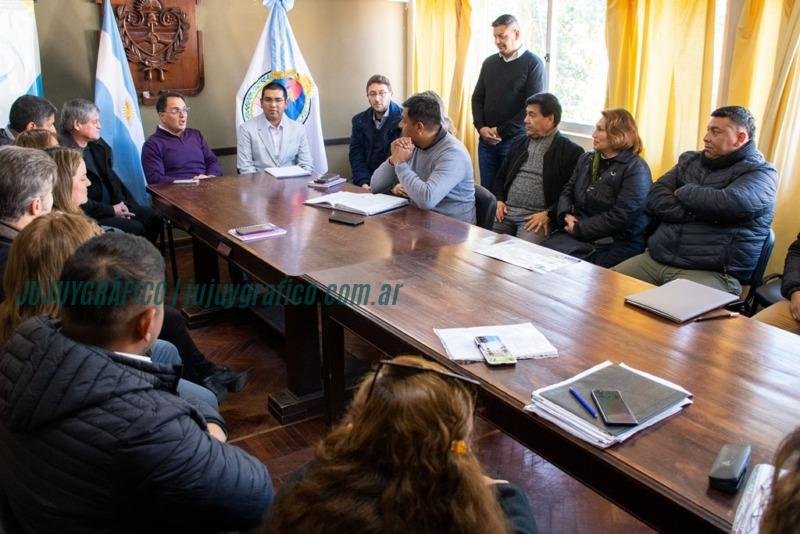 El Concejo Deliberante de San Salvador de Jujuy dio bienvenida a nuevos integrantes del Consejo Vecinal 3 El Concejo Deliberante de San Salvador de Jujuy dio bienvenida a nuevos integrantes del Consejo Vecinal 3