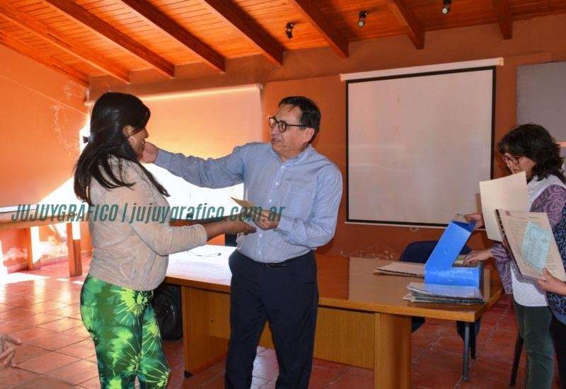 Entrega de microcréditos en Jujuy: Impulso para emprendedores tras procesos formativos 3 Entrega de microcréditos en Jujuy. Impulso para emprendedores tras procesos formativos w11