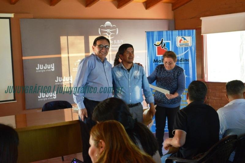 Entrega de microcréditos en Jujuy: Impulso para emprendedores tras procesos formativos 11 Entrega de microcréditos en Jujuy. Impulso para emprendedores tras procesos formativos w23