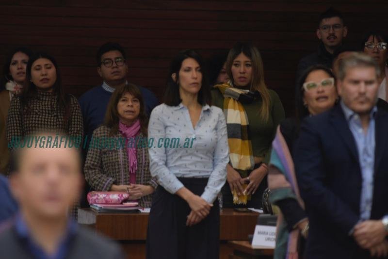 Legislatura de Jujuy. Tratamiento de proyectos estratégicos para el Desarrollo Provincial 10 Legislatura de Jujuy. Tratamiento de proyectos estratégicos para el Desarrollo Provincial 10
