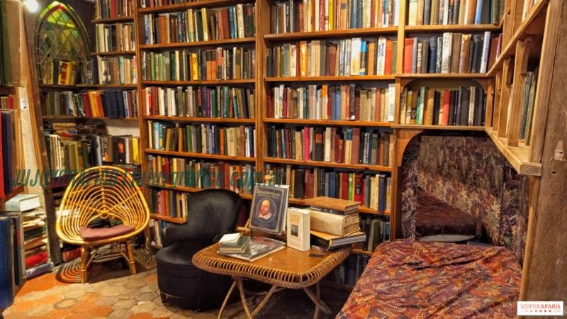 Shakespeare & Company, París, Francia 2 Booking.com pone el señalador sobre 5 librerías del mundo por el Día del Amante de los Libros Shakespeare & Company, París, Francia 2 Booking.com pone el señalador sobre 5 librerías del mundo por el Día del Amante de los Libros