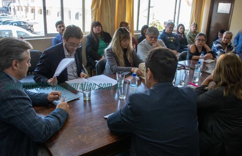 Convocan a un proceso participativo para el estudio de costos y procedimiento de fijación de tarifa de colectivos 2