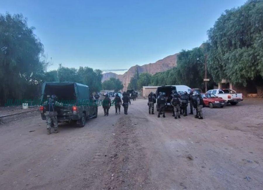 Desalojo en Tilcara. Funcionario provincial Pablo Civetta acusado de usurpación de terrenos 6 Desalojo en Tilcara. Funcionario provincial Pablo Civetta acusado de usurpación de terrenos 6