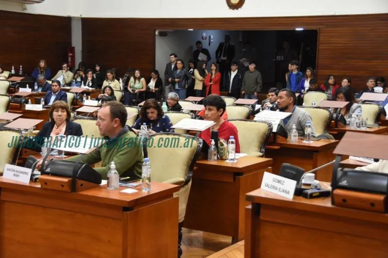 La Legislatura reglamentó el cobro del Sistema Provincial de Seguros de Salud para Extranjeros 2 La Legislatura reglamentó el cobro del Sistema Provincial de Seguros de Salud para Extranjeros 2