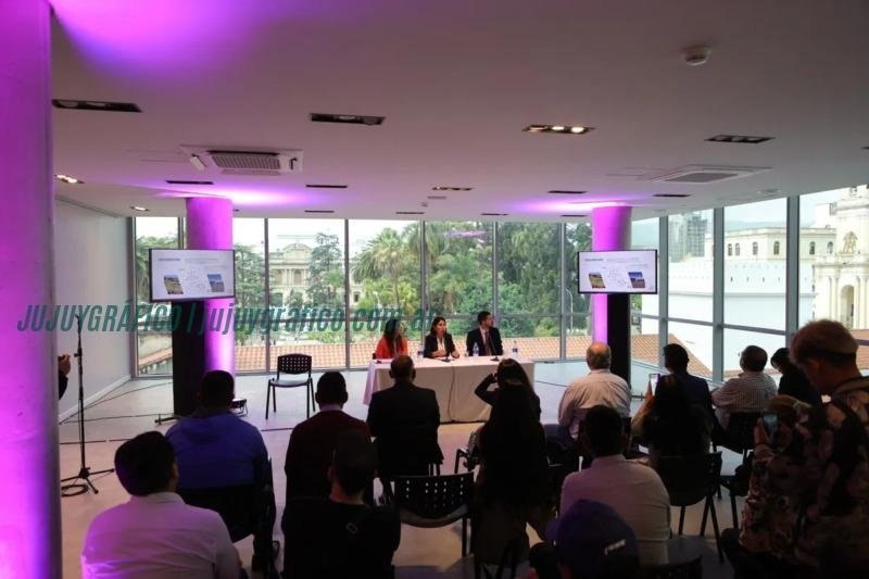 Avanza la obra de conectividad en Jujuy, 350 escuelas y 135 localidades accederán a internet de alta calidad 2
