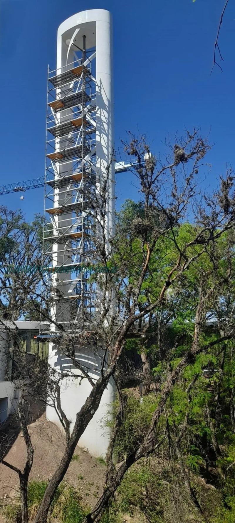 Centro Cultural Lola Mora, Completa la instalación de las aspas de la Torre Eólica 1 Centro Cultural Lola Mora, Completa la instalación de las aspas de la Torre Eólica 1