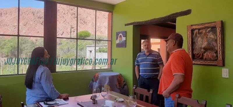 Evaluación de Bodegas y Viñedos. Un paso hacia la excelencia en Enoturismo en Jujuy 3 Evaluación de Bodegas y Viñedos. Un paso hacia la excelencia en Enoturismo en Jujuy 3