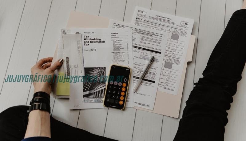 Ingresos y Gastos Claves para mantener el equilibrio en tus finanzas personales 1 Ingresos y Gastos Claves para mantener el equilibrio en tus finanzas personales 1