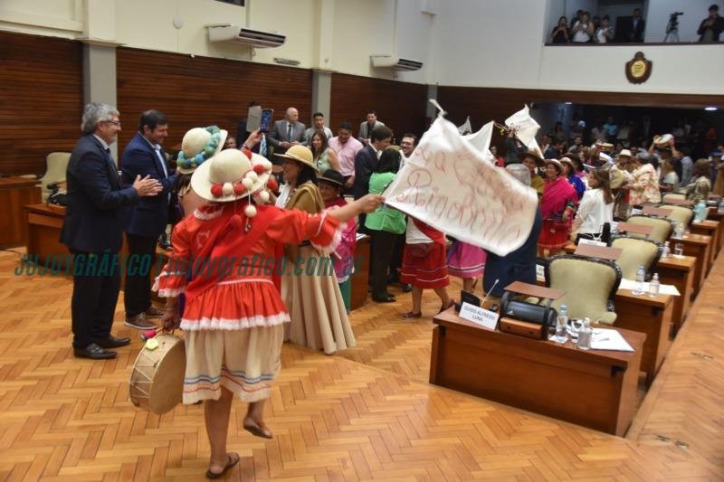 La Legislatura de Jujuy aprobó la creación de Centros de Estudiantes 04 La Legislatura de Jujuy aprobó la creación de Centros de Estudiantes 04