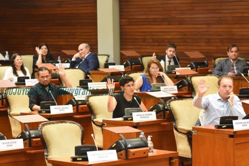 La Legislatura de Jujuy aprobó la creación de Centros de Estudiantes 05 La Legislatura de Jujuy aprobó la creación de Centros de Estudiantes 05
