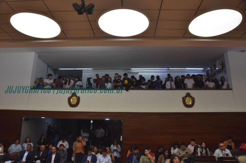 La Legislatura de Jujuy aprobó la creación de Centros de Estudiantes 10 La Legislatura de Jujuy aprobó la creación de Centros de Estudiantes 10