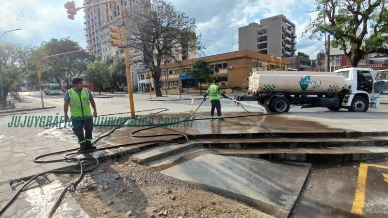 Mugre y vandalismo, el legado del Encuentro de Mujeres y Disidencias en San Salvador de Jujuy 09