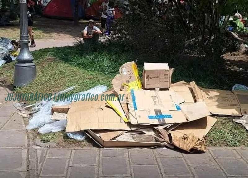 Mugre y vandalismo, el legado del Encuentro de Mujeres y Disidencias en San Salvador de Jujuy 23 Mugre y vandalismo, el legado del Encuentro de Mujeres y Disidencias en San Salvador de Jujuy 23