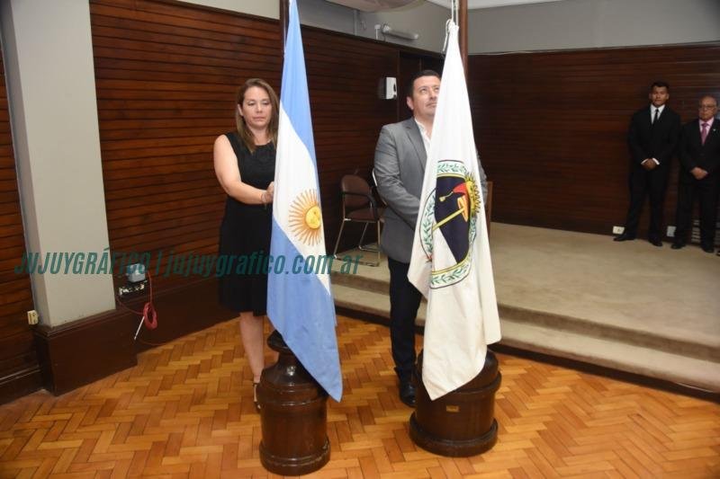 La Legislatura aprueba el Presupuesto 2025 a Sadir: Análisis y su impacto en la provincia 2 La Legislatura aprueba el Presupuesto 2025 a Sadir, Análisis y su impacto en la provincia 04