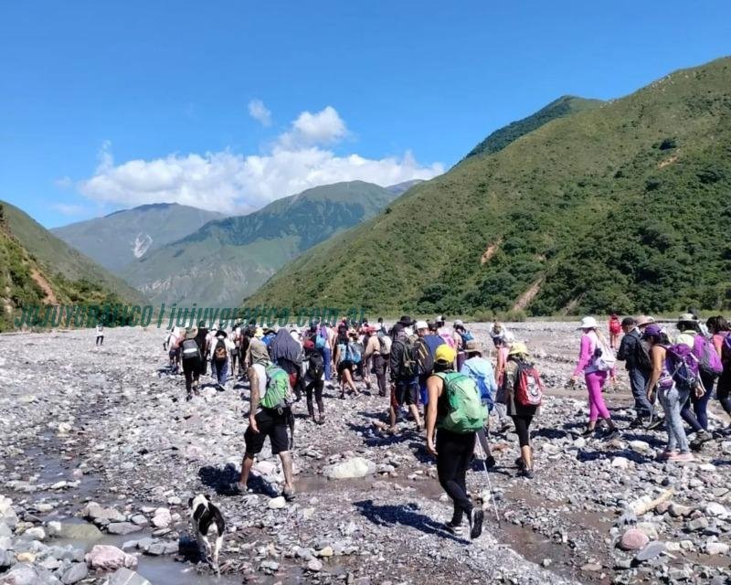 Caminatas en Jujuy: Iniciativa para promover la actividad física y el conocimiento del entorno natural 1 Caminatas en Jujuy. Iniciativa para promover la actividad física y el conocimiento del entorno natural 3