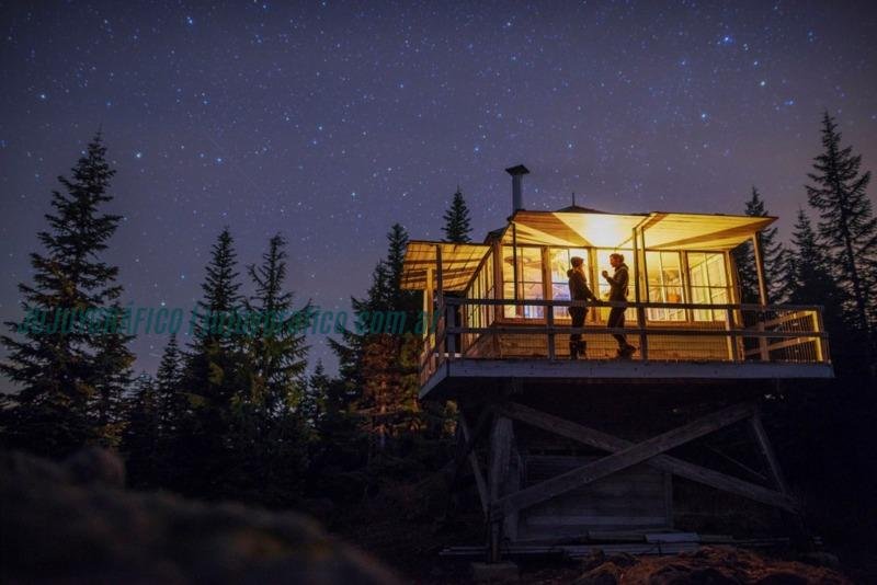 USA, Oregon, Portland USA, Oregon, Portland El turismo nocturno, tendencia de viajes para el 2025 (2)