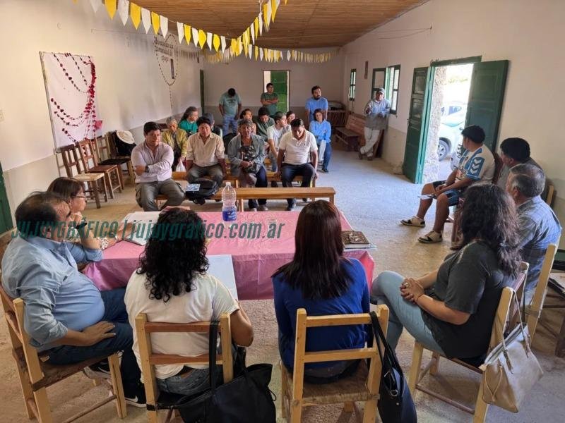 Productores de Purmamarca buscan soluciones para plaga de loros en sus cultivos 5 Productores de Purmamarca buscan soluciones para plaga de loros en sus cultivos 5