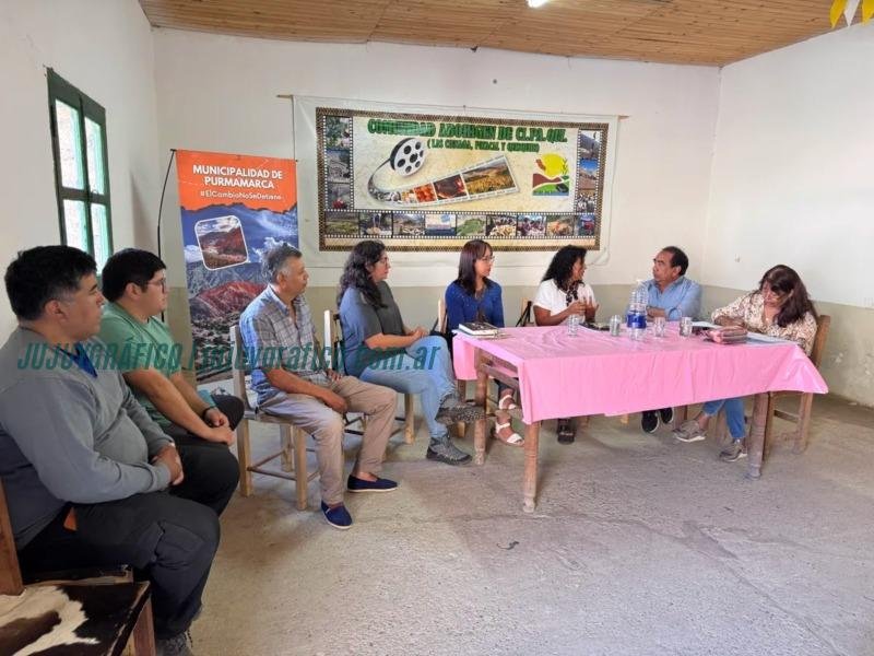 Productores de Purmamarca buscan soluciones para plaga de loros en sus cultivos 6 Productores de Purmamarca buscan soluciones para plaga de loros en sus cultivos 6