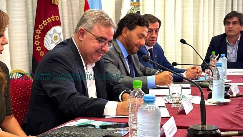 Gobernadores del litio acuerdan electrificación y armonización tributaria en el NOA 5