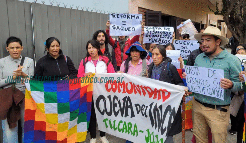 Desalojo en la comunidad Cueva del Inca, denuncian abusos policiales 5 Desalojo en la comunidad Cueva del Inca, denuncian abusos policiales 5
